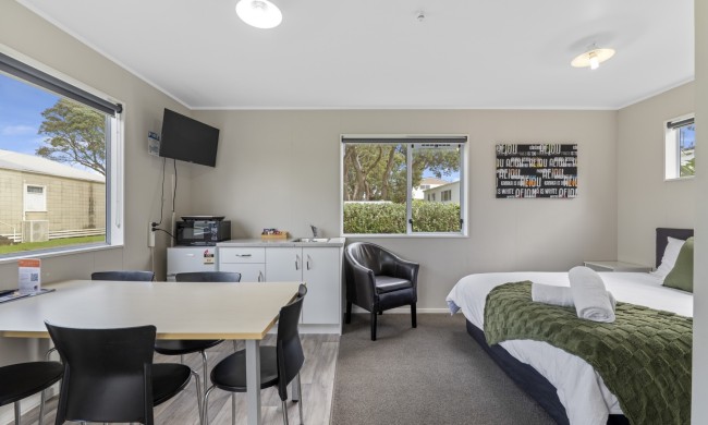 1 Bedroom Self Contained 24