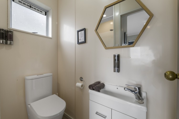 1 Bedroom Self Contained 25