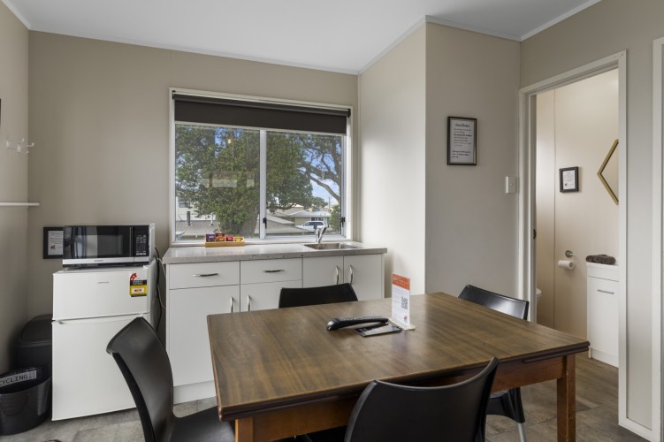 1 Bedroom Self Contained 53