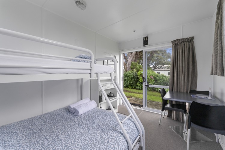 3 Berth 115