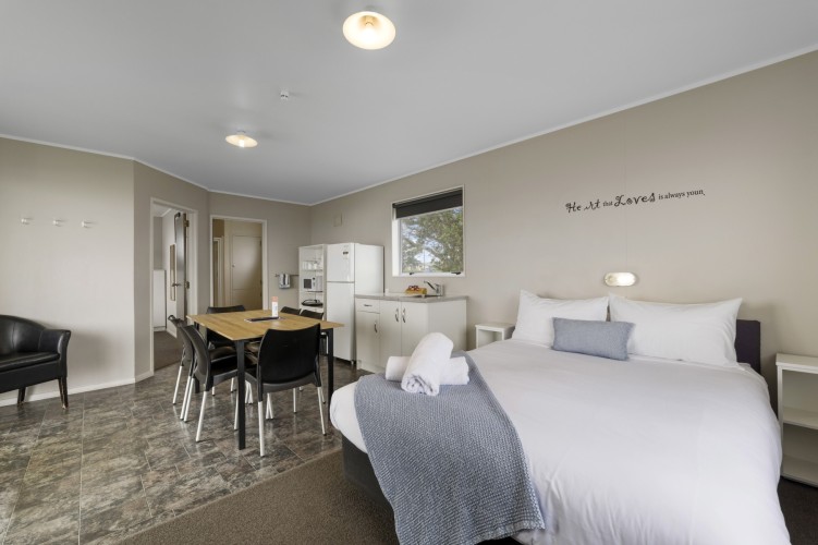 Family Self Contained 15