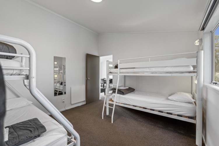 Family Self Contained 48