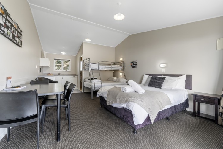 Self Contained Studio 32