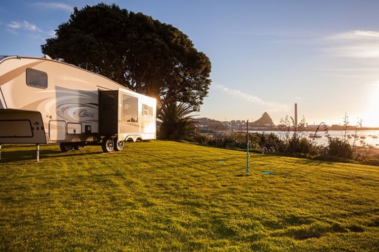 site, large - sunset view of ocean