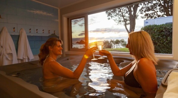 Spa Pool at Belt Road Seaside Holiday Spa